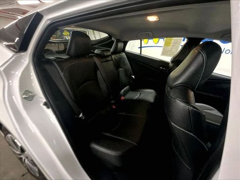 Certified 2022 Toyota Prius Prime XLE FWD image 16
