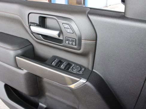 Used 2022 GMC Sierra 2500 AT4 w/ AT4 Premium Plus Package image 20