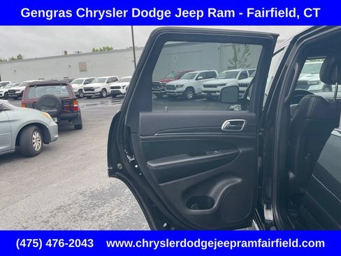 Used 2019 Jeep Grand Cherokee Limited AWD/4WD image 18