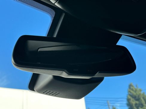 Used 2016 Dodge Charger SRT w/ Harman/Kardon Audio Group RWD image 24