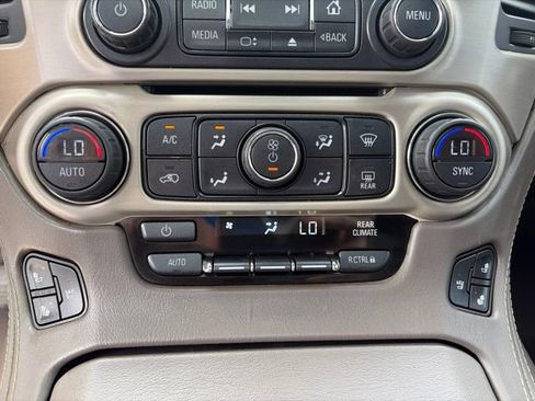 Used 2016 GMC Yukon Denali w/ Open Road Package AWD/4WD image 28