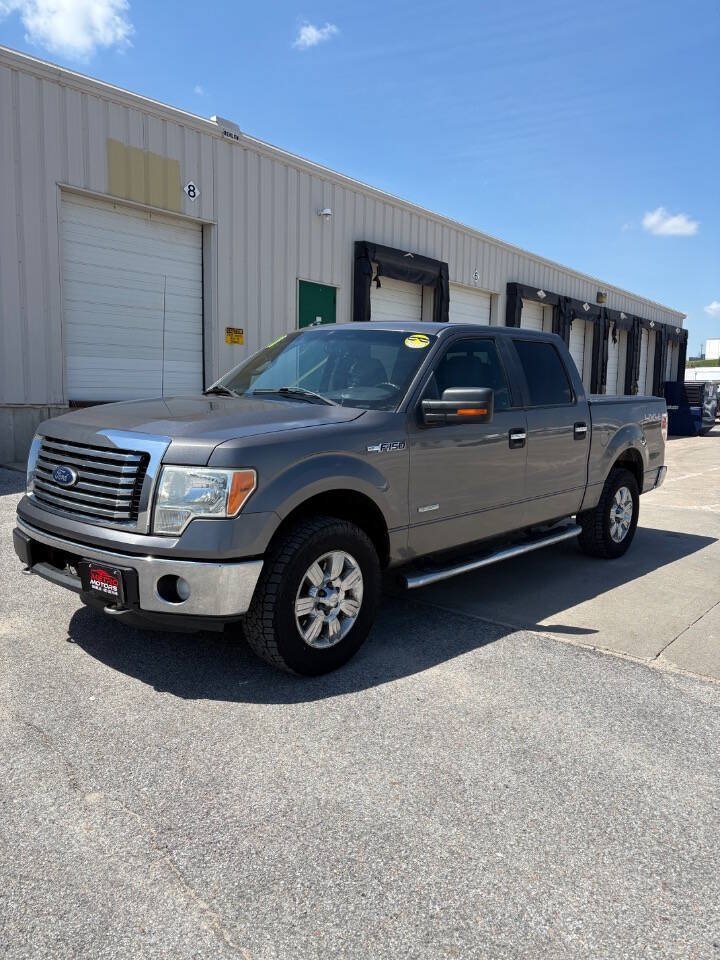Used 2011 Ford F150 XLT w/ XLT Chrome Pkg AWD/4WD image 4