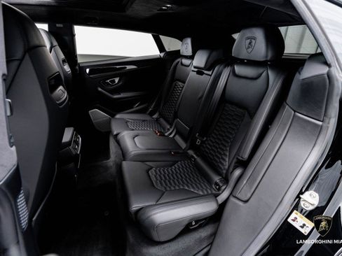 Used 2024 Lamborghini Urus S image 55