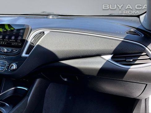 Used 2023 Chevrolet Malibu LT FWD image 17