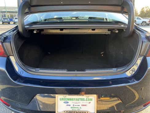 Used 2023 MAZDA MAZDA3 s image 39