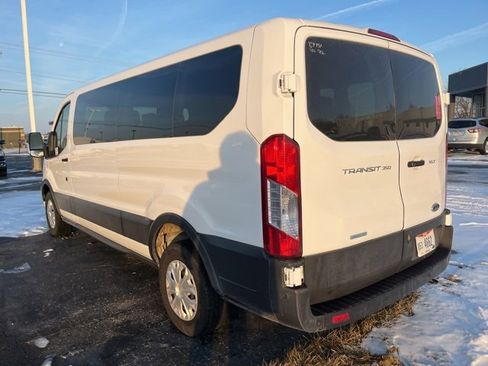 Used 2023 Ford Transit 350 XLT image 2