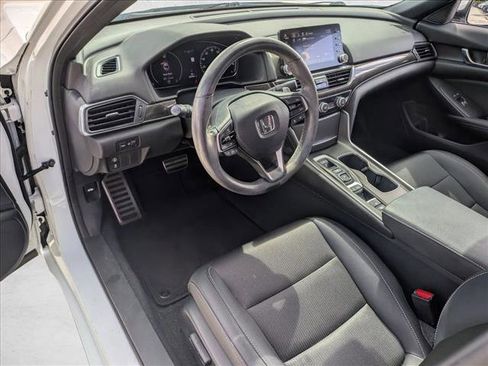 Used 2020 Honda Accord Sport image 9