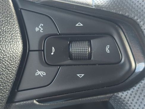 Used 2025 Chevrolet TrailBlazer LT image 14