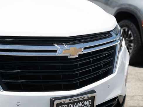 Used 2024 Chevrolet Equinox LT FWD image 11