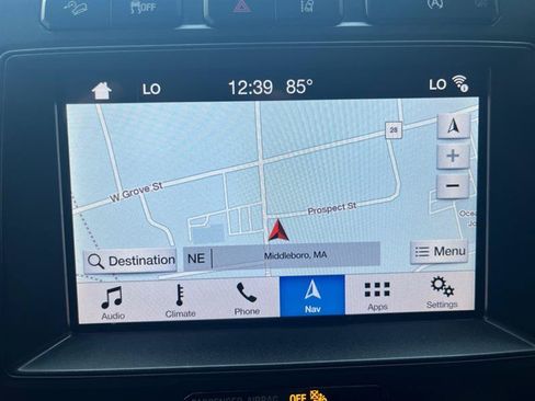 Used 2019 Ford Expedition XLT w/ Equipment Group 202A AWD/4WD image 16