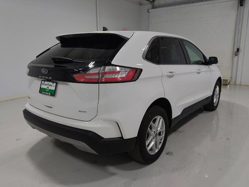 Used 2022 Ford Edge SEL w/ Convenience Package image 9