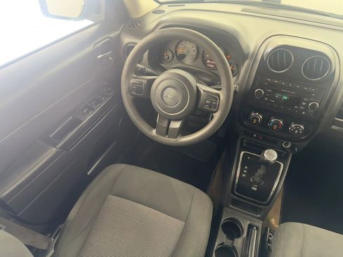 Used 2016 Jeep Patriot Sport w/ Power Value Group image 16