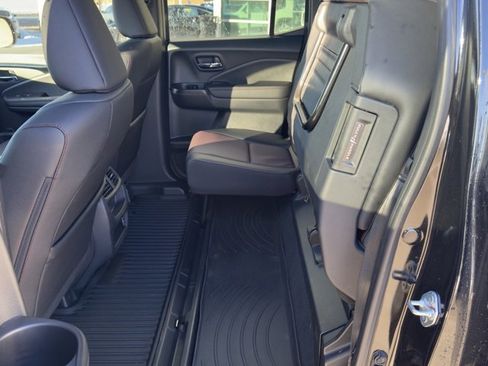 Certified 2023 Honda Ridgeline Black Edition image 12