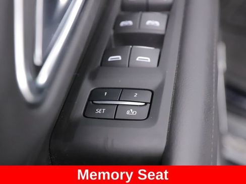 Used 2024 Chevrolet Tahoe High Country AWD/4WD image 21