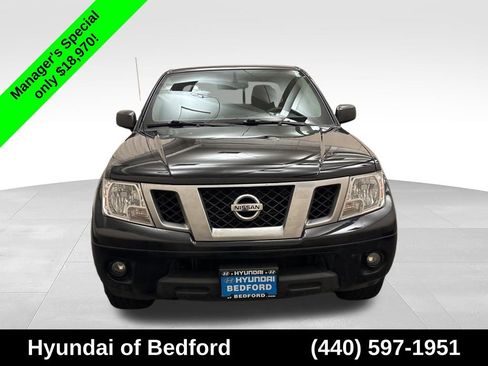 Used 2020 Nissan Frontier SV AWD/4WD image 2