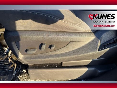 Used 2018 Chevrolet Silverado 1500 LT w/ All Star Edition image 11