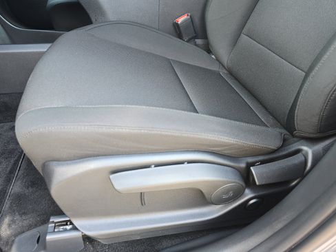 Used 2024 Hyundai Santa Fe SE FWD image 31