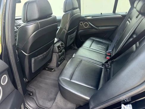 Used 2013 BMW X5 M image 12