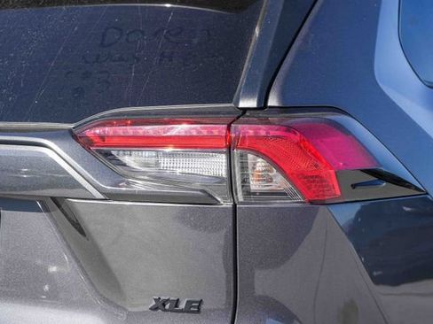 Used 2022 Toyota RAV4 XLE Premium FWD image 13