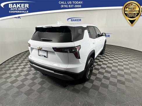 Used 2025 Chevrolet Equinox LT image 9