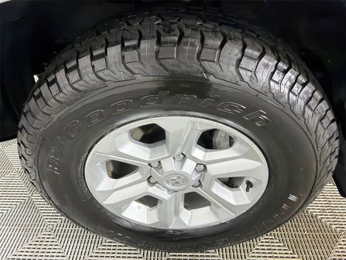 Used 2024 Toyota 4Runner SR5 image 11