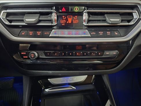 Used 2022 BMW X3 xDrive30i w/ Premium Package 2 image 24