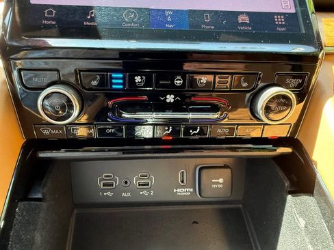 Used 2022 Jeep Grand Cherokee L Summit AWD/4WD image 34