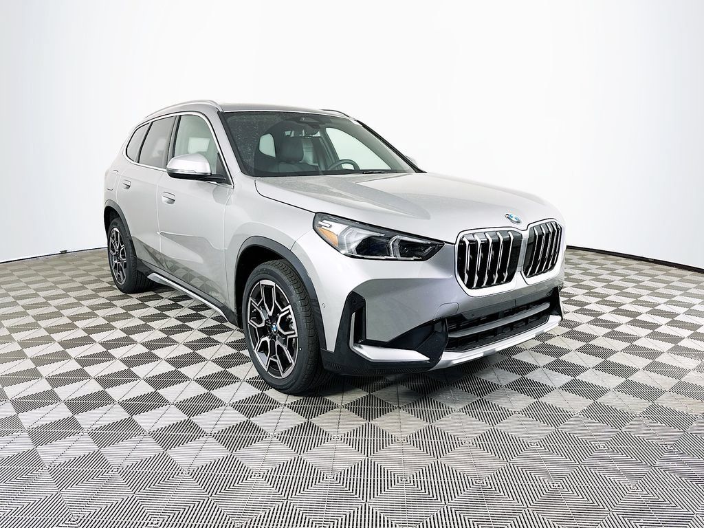 Used 2026 BMW X1 xDrive28i w/ Convenience Package AWD/4WD image 2