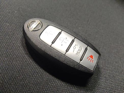 Used 2022 Nissan Sentra SV FWD image 32