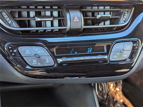 Used 2018 Toyota C-HR XLE image 23