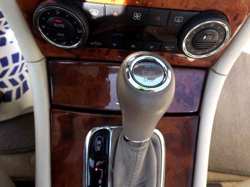 Used 2005 Mercedes-Benz CLK 500 Cabriolet image 21