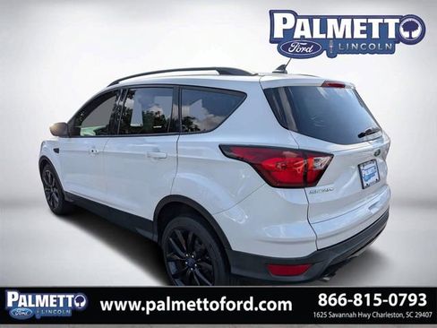 Used 2019 Ford Escape SE FWD image 5