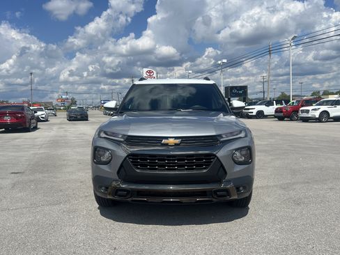 Used 2023 Chevrolet TrailBlazer ACTIV image 2