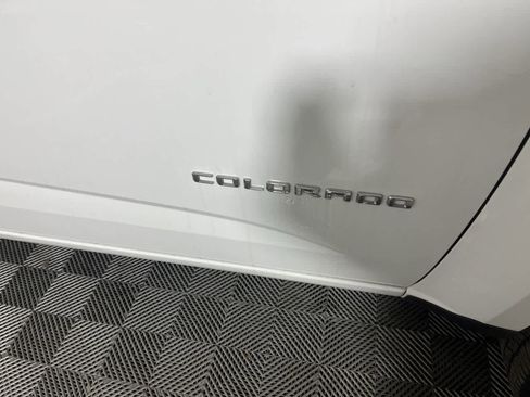 Used 2022 Chevrolet Colorado LT w/ Fleet Safety Package image 11