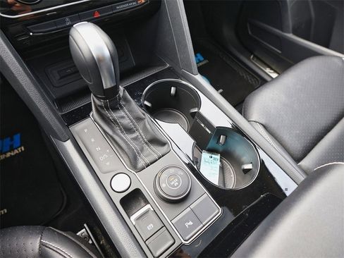 Certified 2022 Volkswagen Atlas SEL image 24