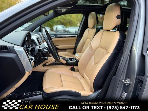 Used 2017 Porsche Cayenne S image 14