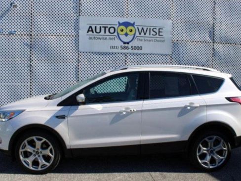 Used 2017 Ford Escape Titanium FWD image 6