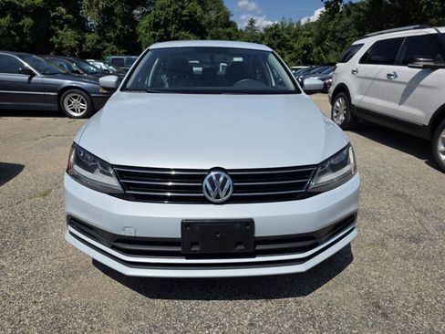 Used 2017 Volkswagen Jetta S w/ Jetta S Cold Weather Package FWD image 6