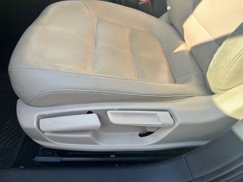 Used 2017 Volkswagen Jetta SE image 35