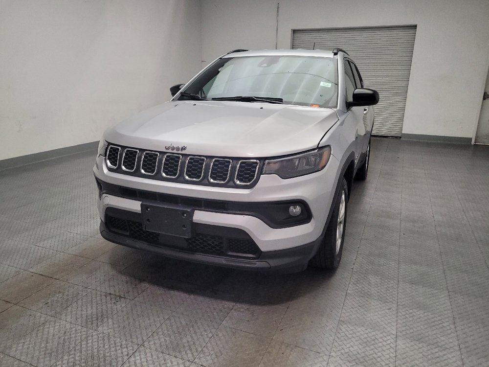 Used 2025 Jeep Compass Latitude AWD/4WD image 15