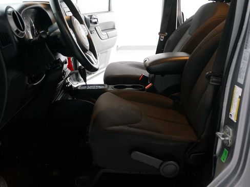 Used 2016 Jeep Wrangler Unlimited Sport w/ Quick Order Package 24S image 12