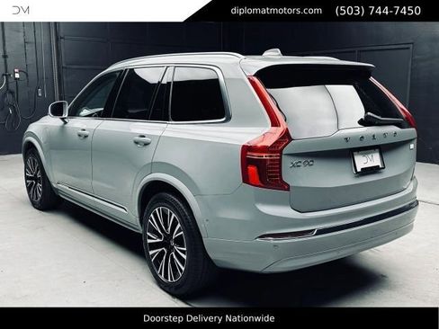 Used 2024 Volvo XC90 T8 Plus AWD/4WD image 4