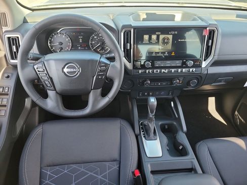 New 2026 Nissan Frontier SV w/ SV Convenience Package RWD image 4