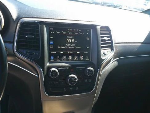 Used 2014 Jeep Grand Cherokee Limited w/ Luxury Group II AWD/4WD image 7