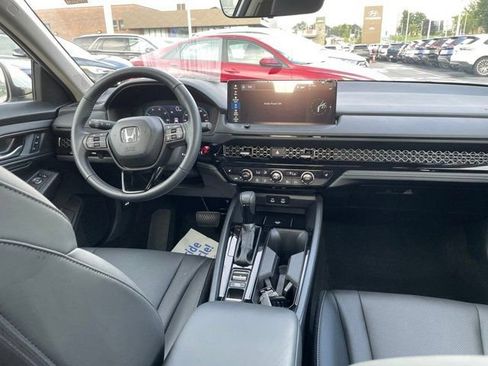 Used 2025 Honda Accord EX-L image 6