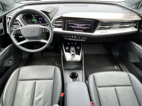 Used 2023 Audi Q4 e-tron Premium Plus w/ Premium Plus AWD/4WD image 9