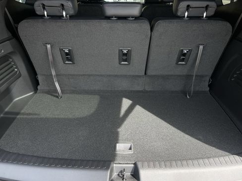 New 2026 GMC Acadia Elevation image 26