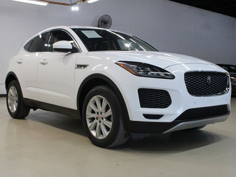 Used 2018 Jaguar E-PACE S image 2