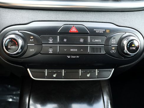 Used 2018 Kia Sorento EX w/ EX Advanced Touring Package FWD image 34
