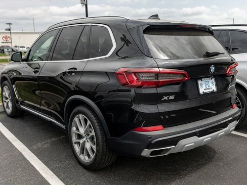 Used 2019 BMW X5 xDrive40i w/ Premium Package 2 AWD/4WD image 2